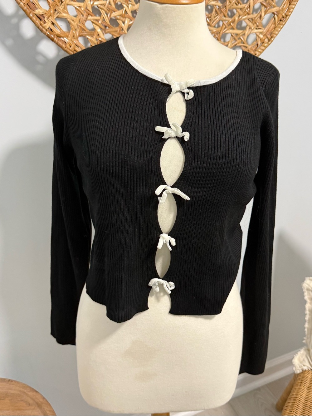 Black Ribbed Long-Sleeve Sweater with Cream Bow Accents